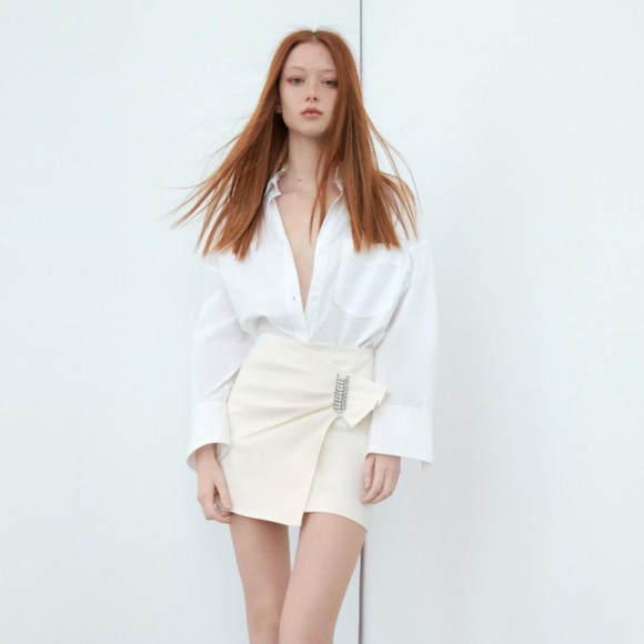 NWT Zara High-Waist Jeweled Buckled Mini Skirt, Size S - Picture 4 of 14